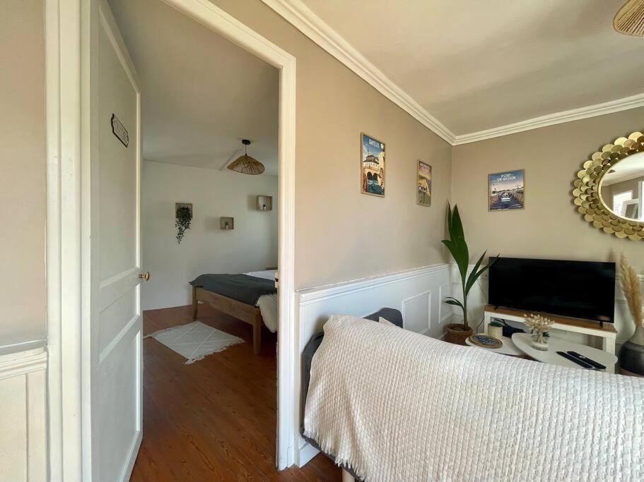 La Bellevue X Parking By Melrose Apartment บาเยอ ภายนอก รูปภาพ