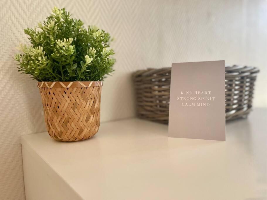 La Bellevue X Parking By Melrose Apartment บาเยอ ภายนอก รูปภาพ